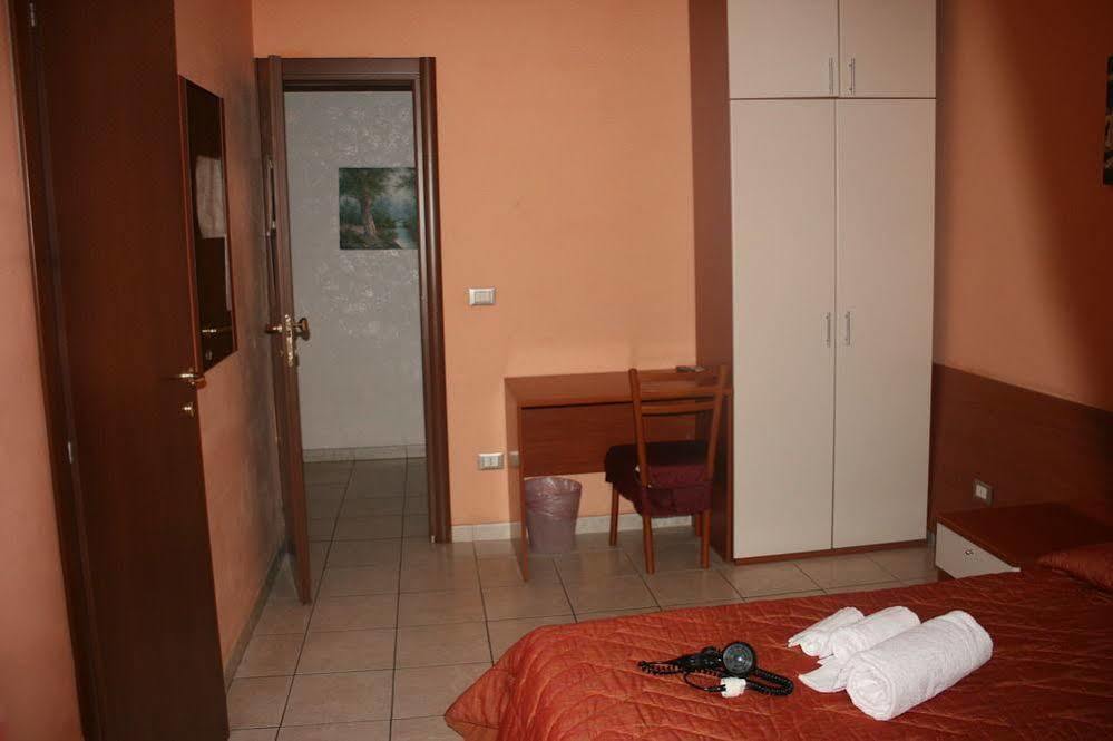 Folia B&B Rome Luaran gambar